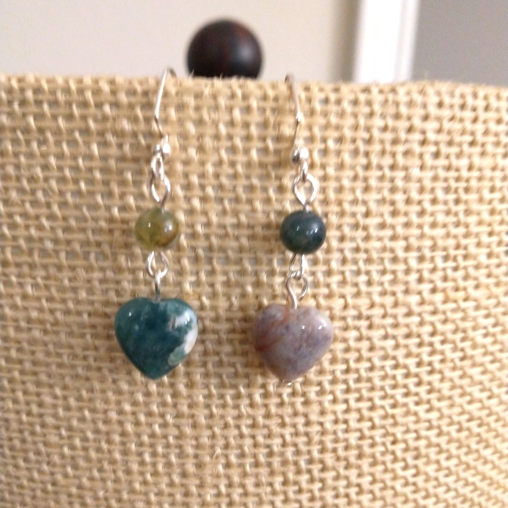 Earrings - Picture 1 of 9